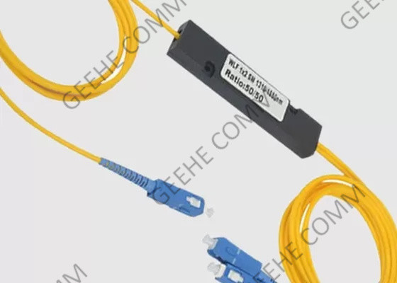 На открытом воздухе blockless Splitter 2 кабеля оптического волокна 1.5M SC/APC в выходе