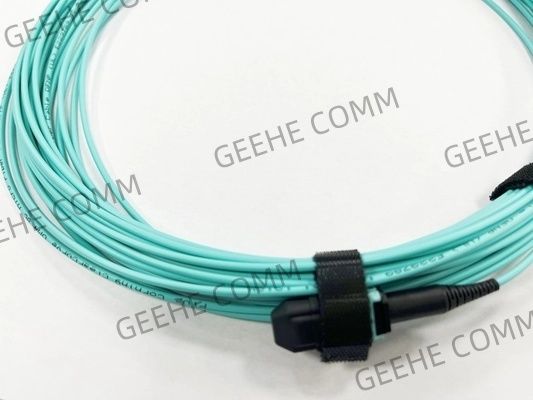 8F OM4 2 мм OD MPO(F)-MPO(F) тип B OFNP с низкими потерями 13 м